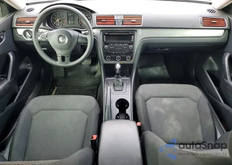 2013 Volkswagen Passat S z USA, uszkodzony, nr VIN 1VWAP7A32DC068741